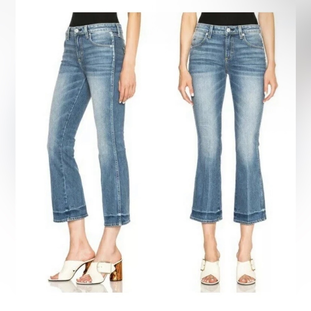 AMO JaneCrop Flare High Rise Jeans Size 28 blue baby jeans